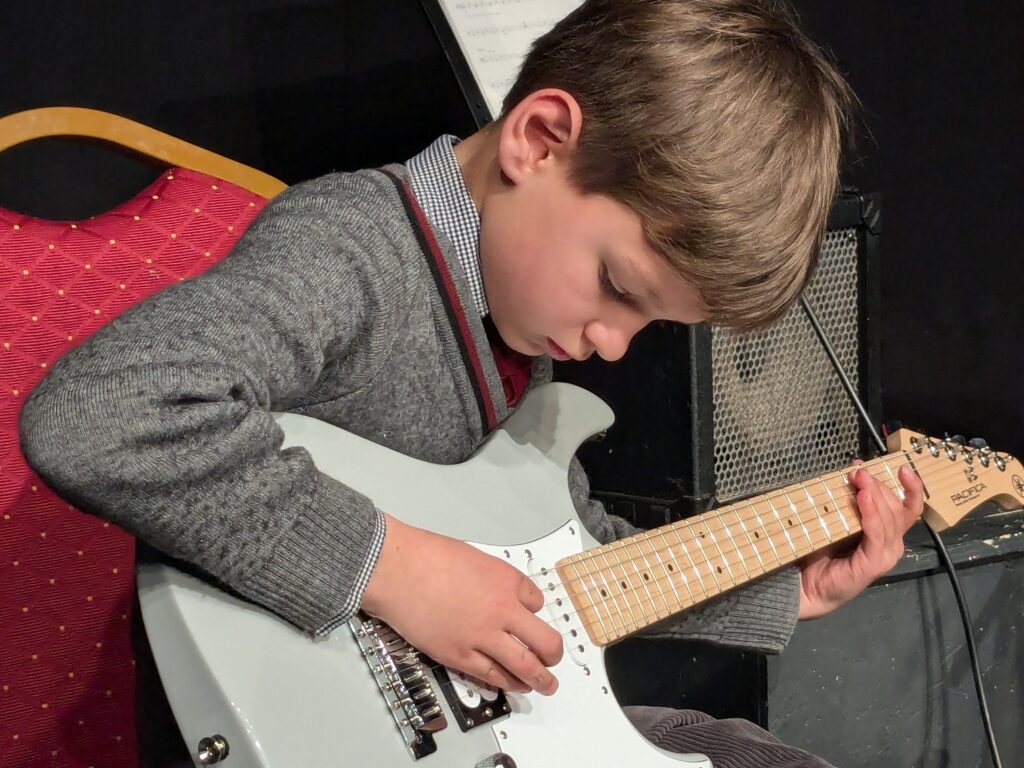Music and performing arts at APZCN